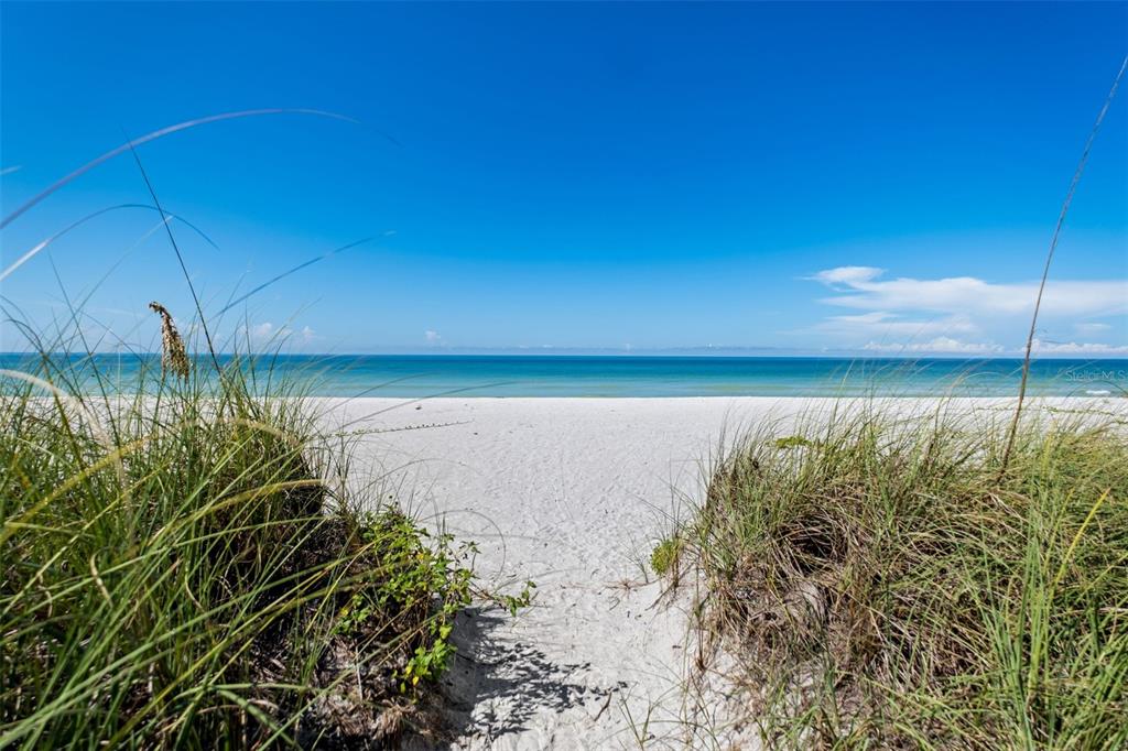 COQUINA BEACH - Land