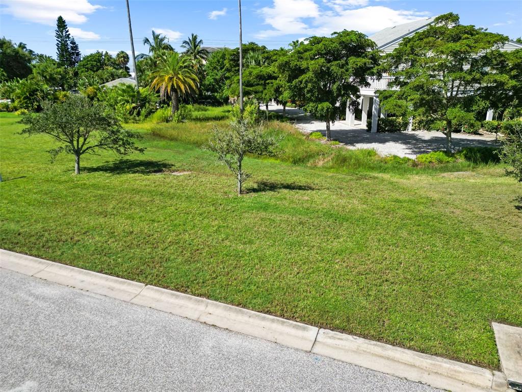 COQUINA BEACH - Land