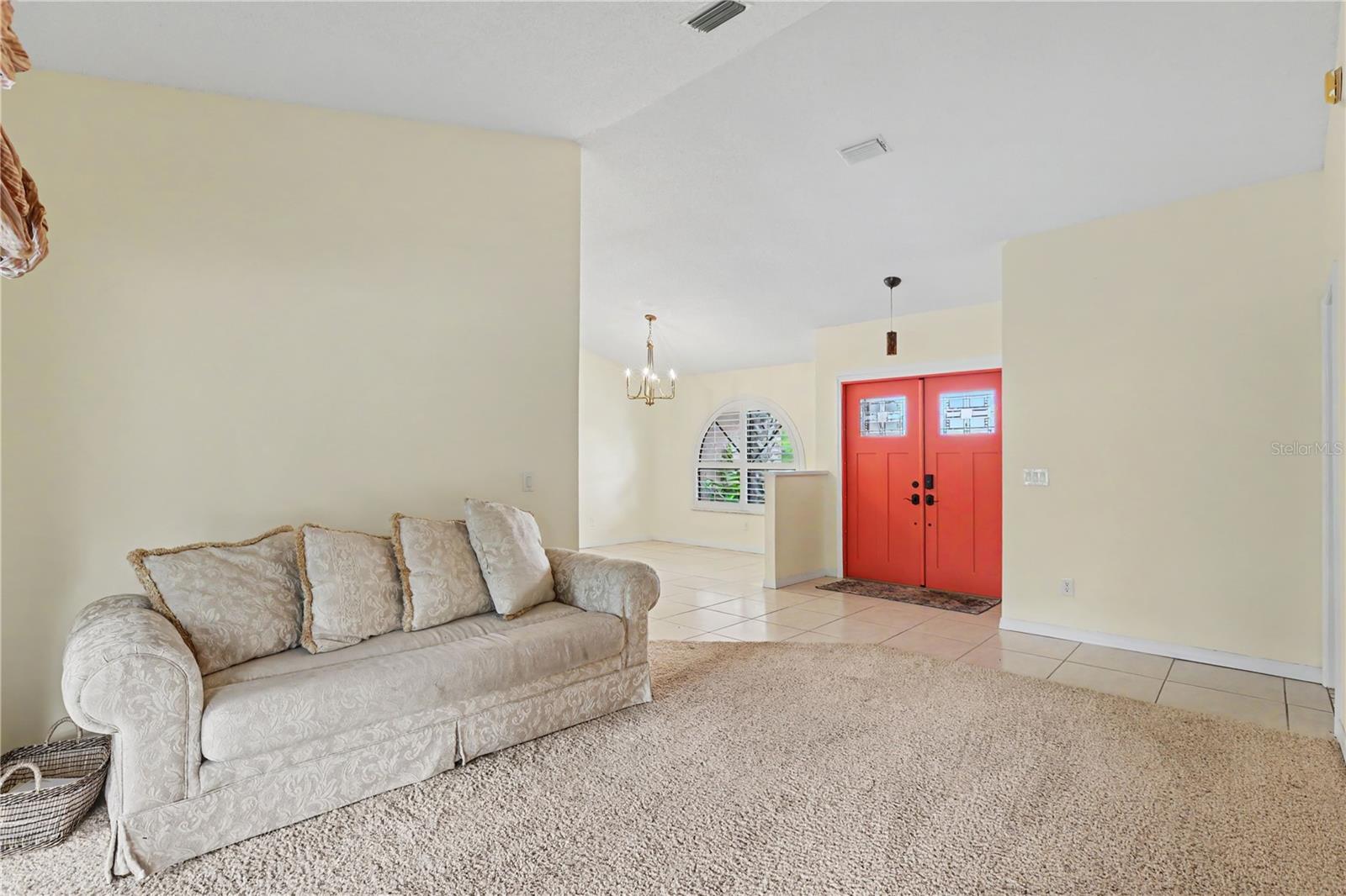 1703 PADDOCK DRIVE