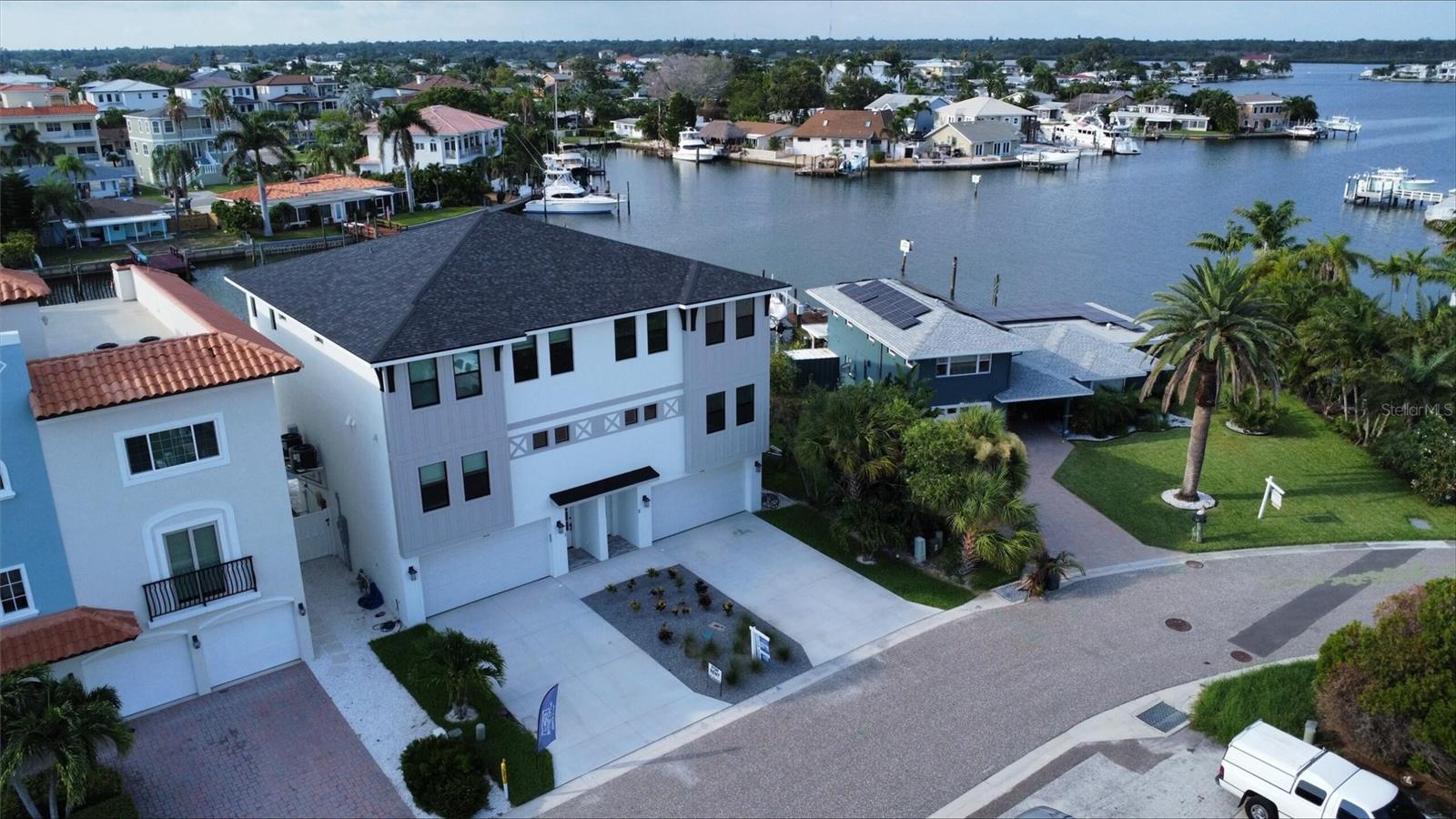 GAY SHORES - Residential