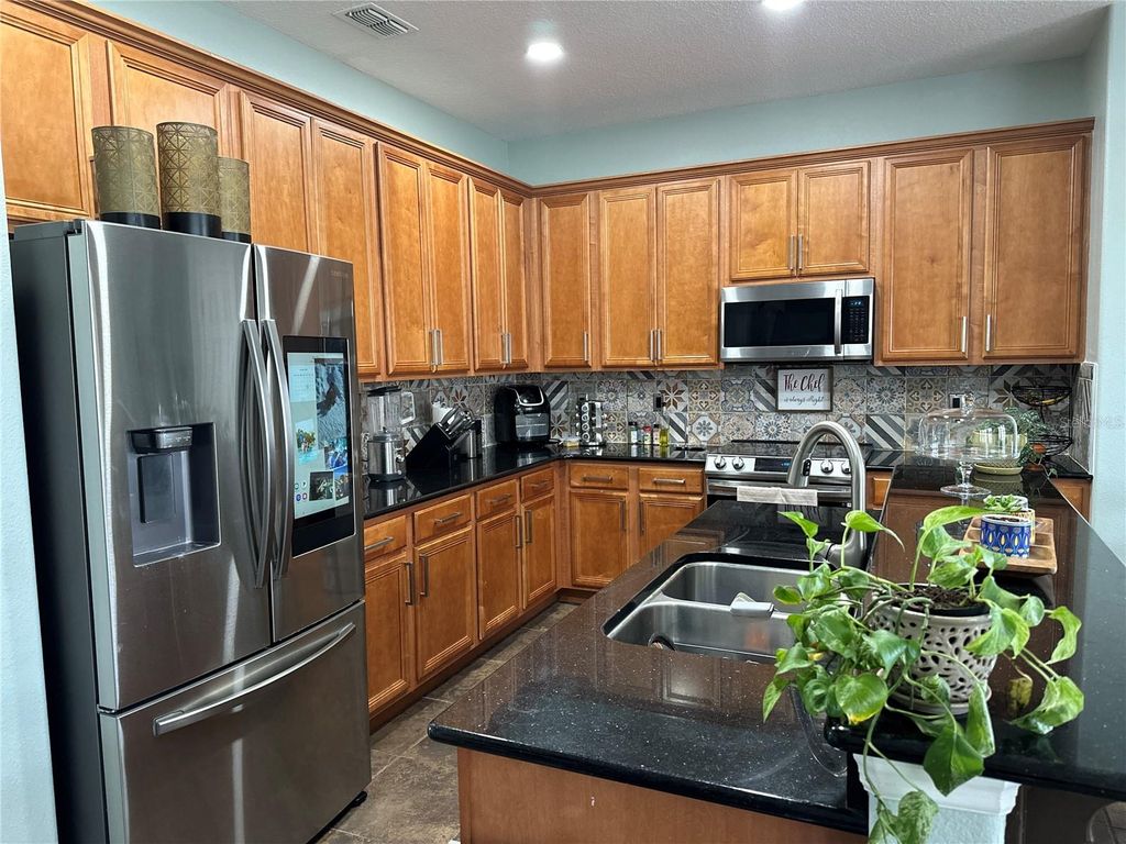 Photo of 10018 Chorlton Circle, Orlando, FL 32832 (MLS # S5150623)
