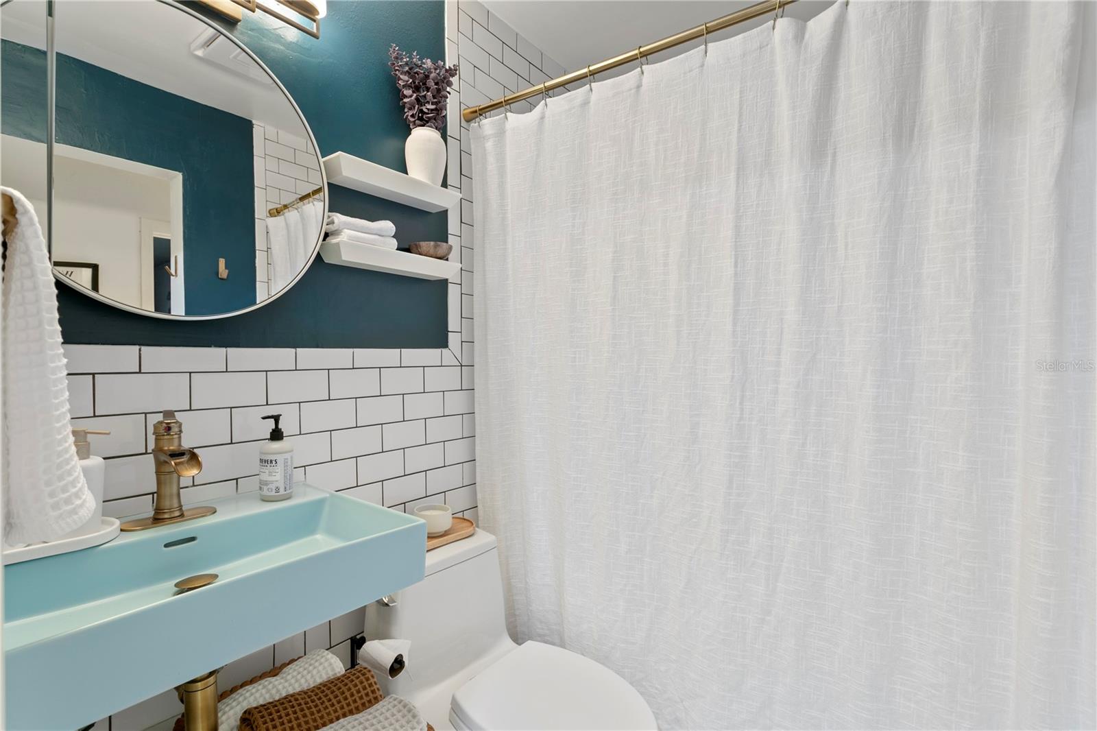 ALLENDALE TERRACE - Residential