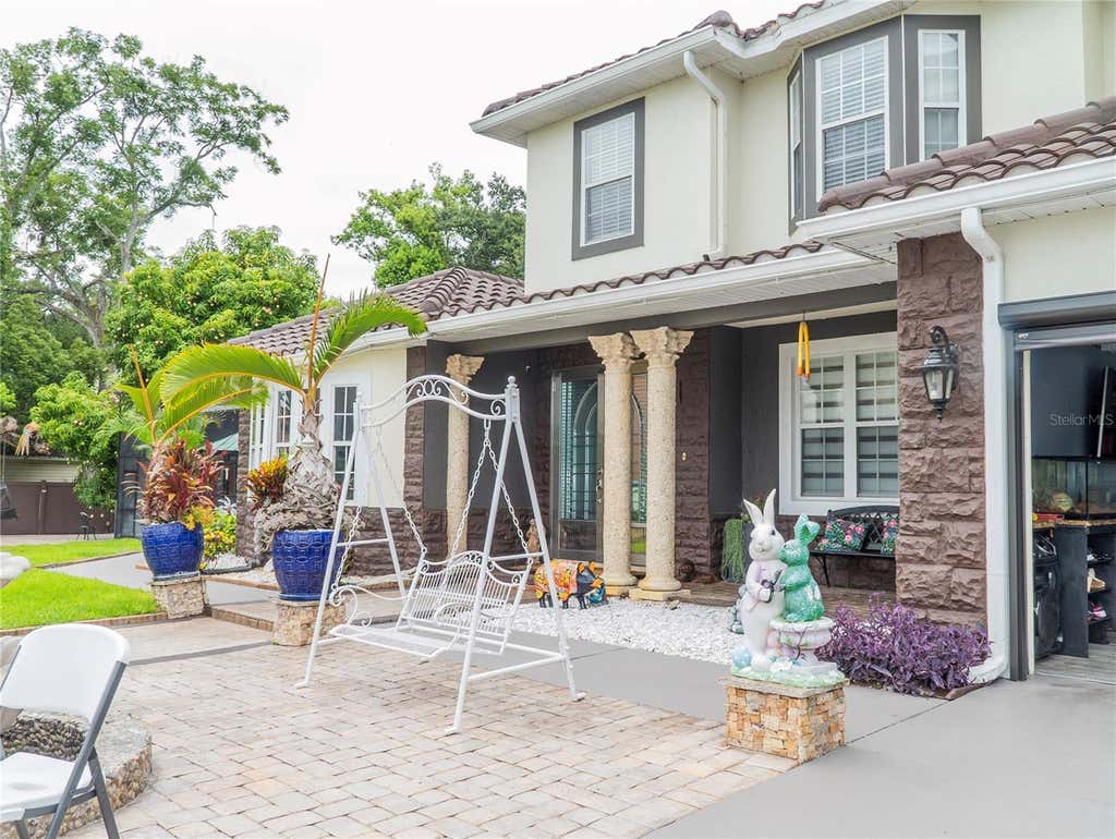 Photo of 1304 Ocoee Apopka Road, Ocoee, FL 34761 (MLS # G5115613)