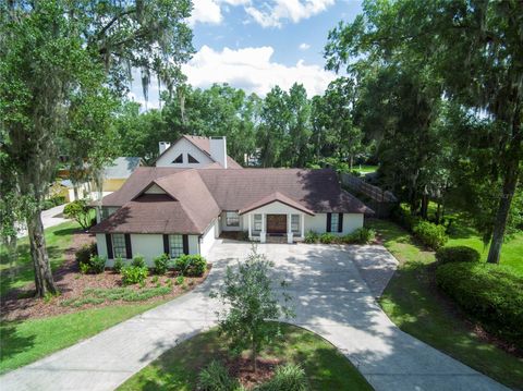 Tiny photo for 2418 SE 15th Street, Ocala, FL 34471 (MLS # OM704763)