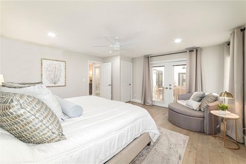 Tiny photo for 2418 SE 15th Street, Ocala, FL 34471 (MLS # OM704763)