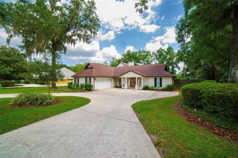 Tiny photo for 2418 SE 15th Street, Ocala, FL 34471 (MLS # OM704763)