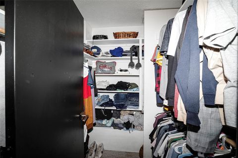 Tiny photo for 2418 SE 15th Street, Ocala, FL 34471 (MLS # OM704763)