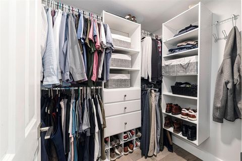 Tiny photo for 2418 SE 15th Street, Ocala, FL 34471 (MLS # OM704763)