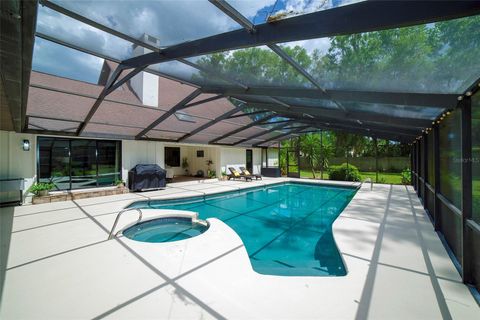 Tiny photo for 2418 SE 15th Street, Ocala, FL 34471 (MLS # OM704763)