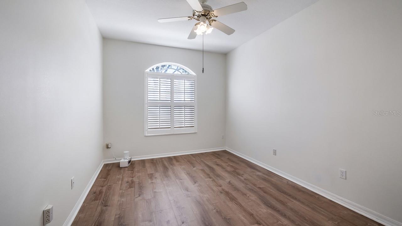 CLERMONT HUNTINGTON AT KINGS RIDGE - Residential