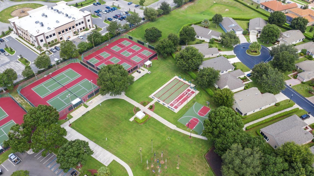 CLERMONT HUNTINGTON AT KINGS RIDGE - Residential