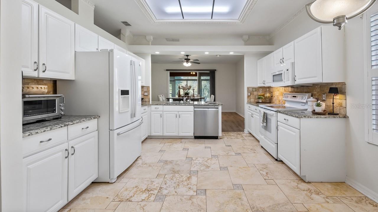 CLERMONT HUNTINGTON AT KINGS RIDGE - Residential