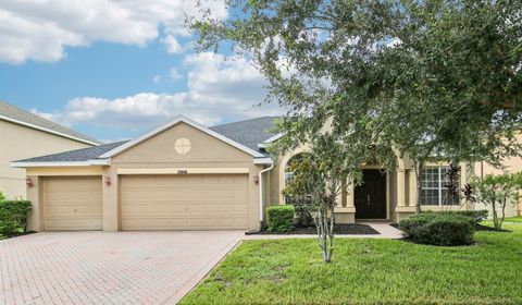 Photo of 29846 Boyette Oaks Place, Wesley Chapel, FL 33545 (MLS # TB8407158)