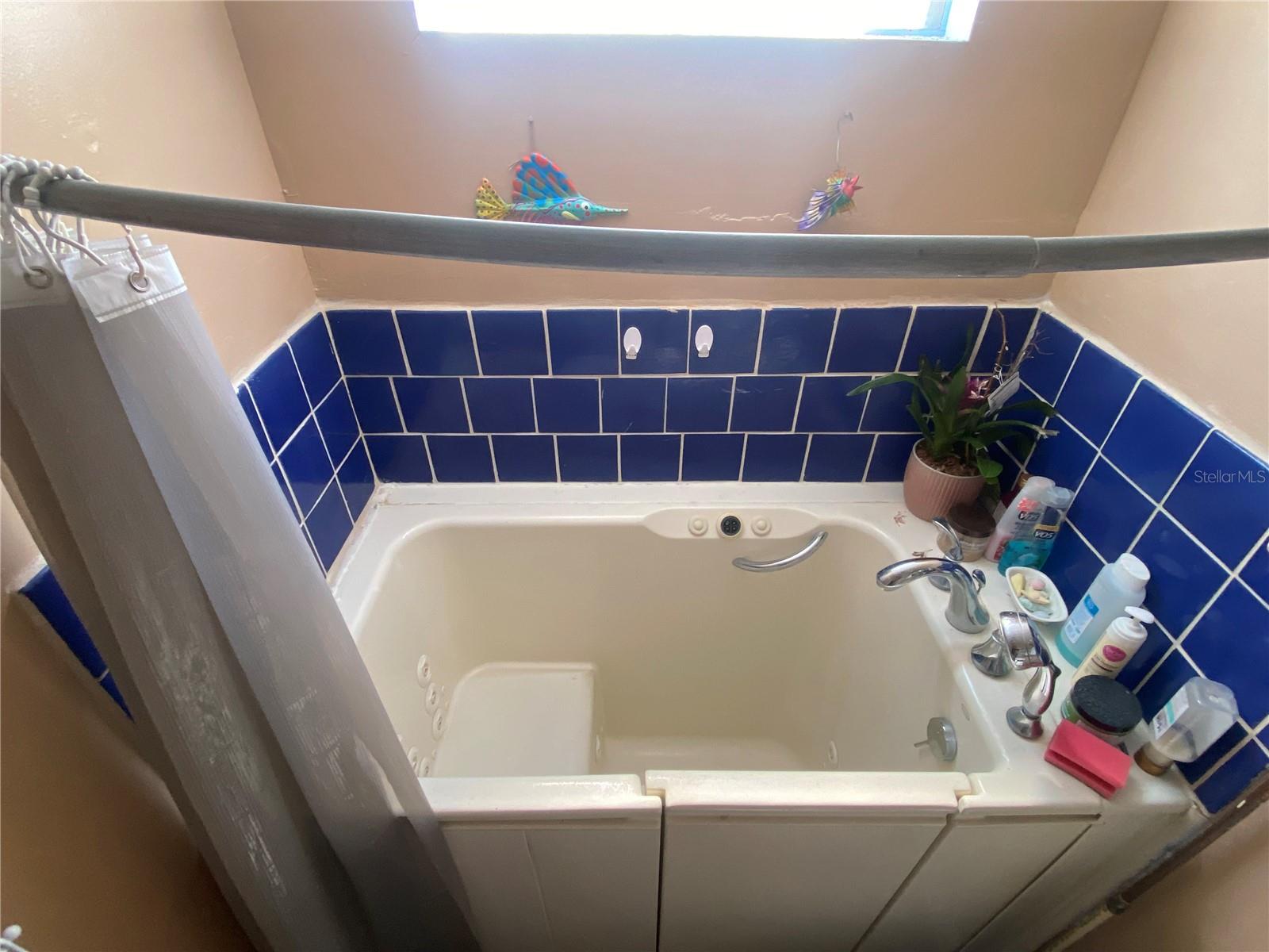 HIGHLAND ESTATES SUB - Residential