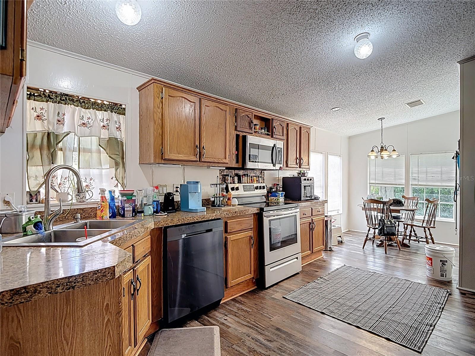 HIGHLAND ESTATES SUB - Residential