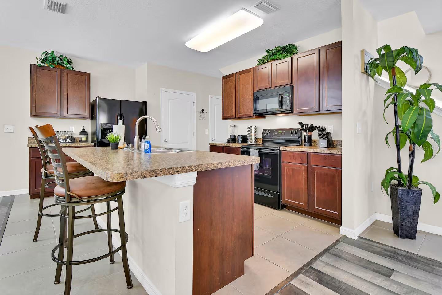 HAWKS LANDING - Residential