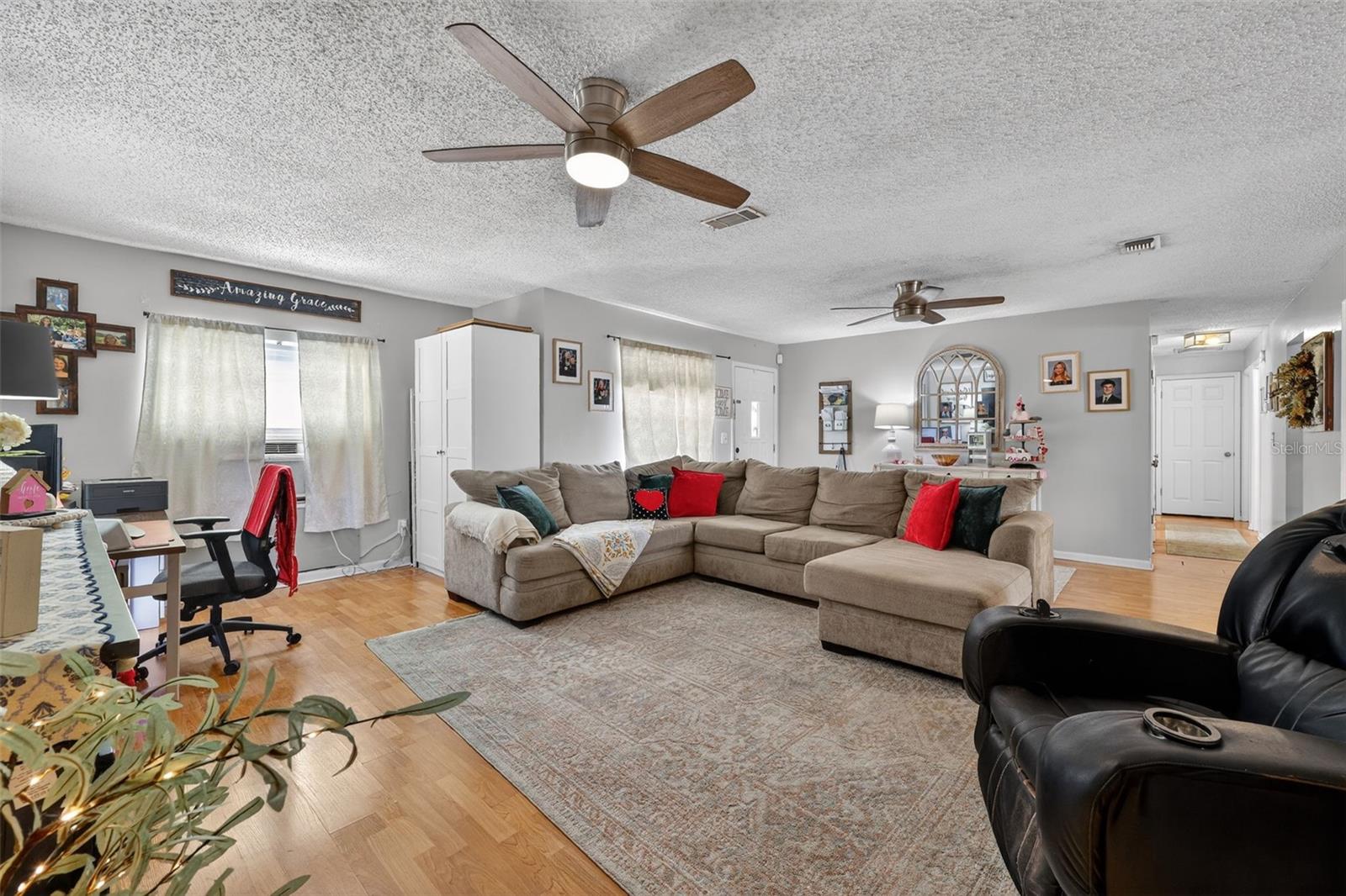 CLAIR MEL CITY SEC A UNIT - Residential