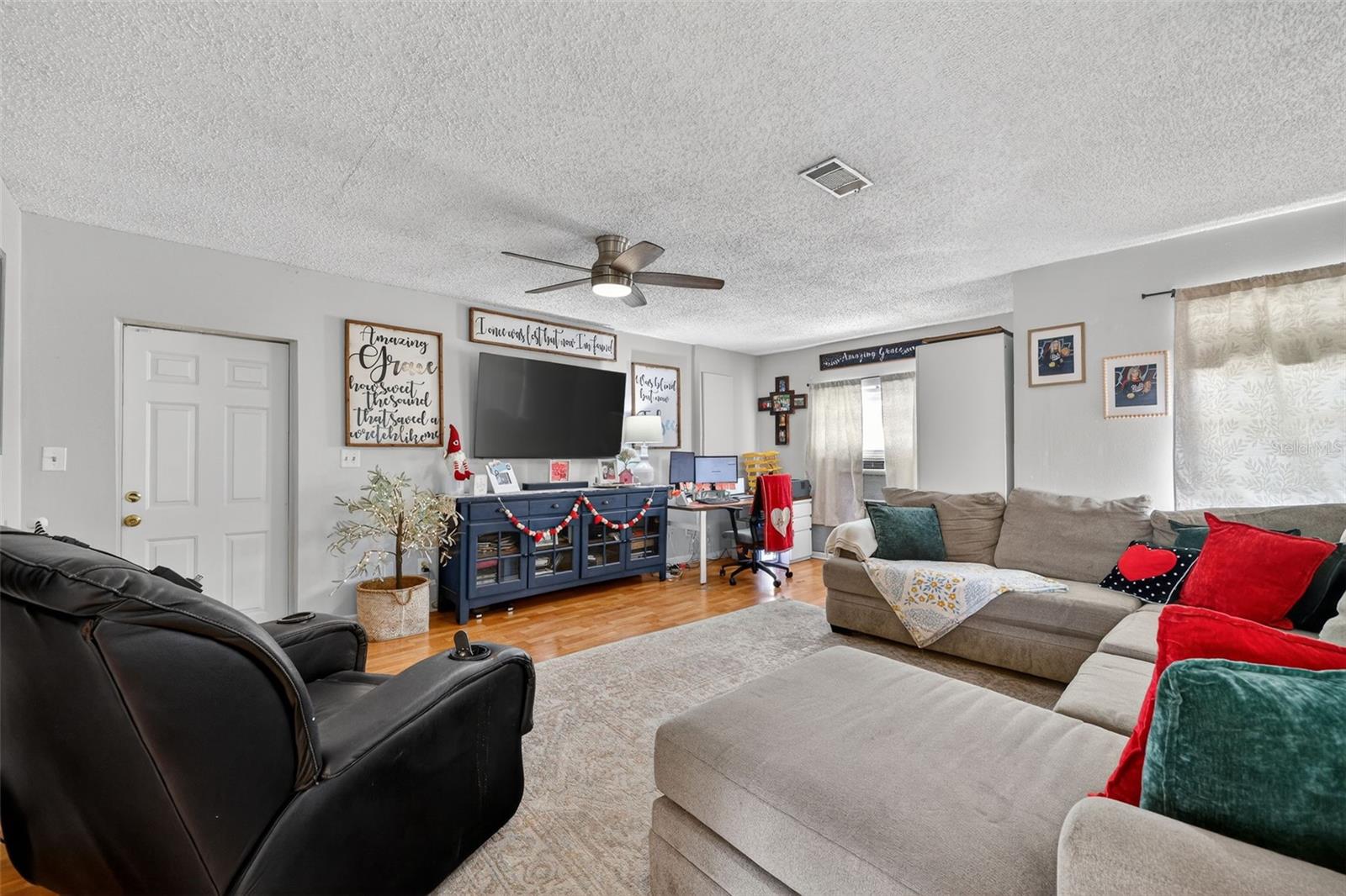 CLAIR MEL CITY SEC A UNIT - Residential