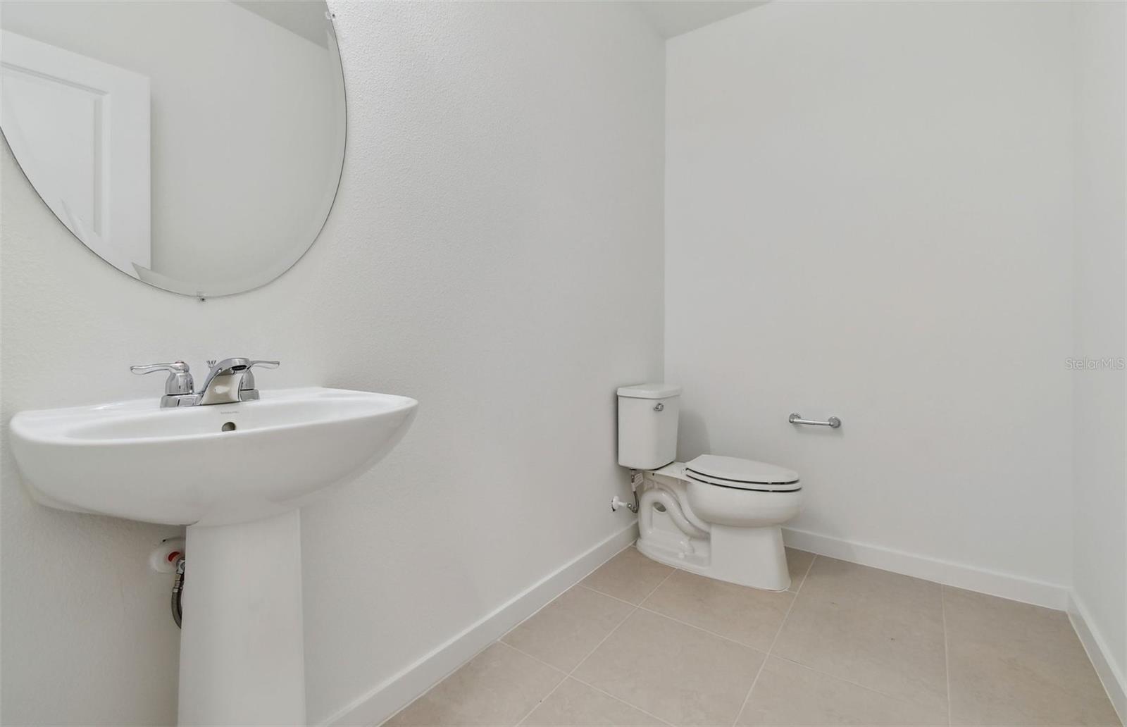 OAKFIELD LAKES - Residential