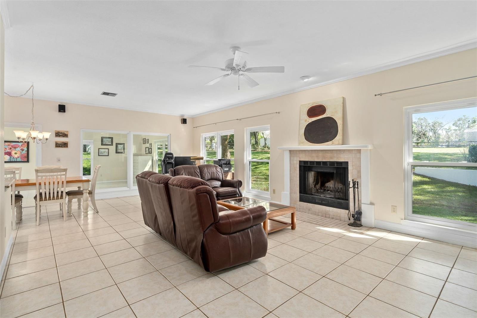 MEADOWLANDS 5 ACRE DEV - Residential