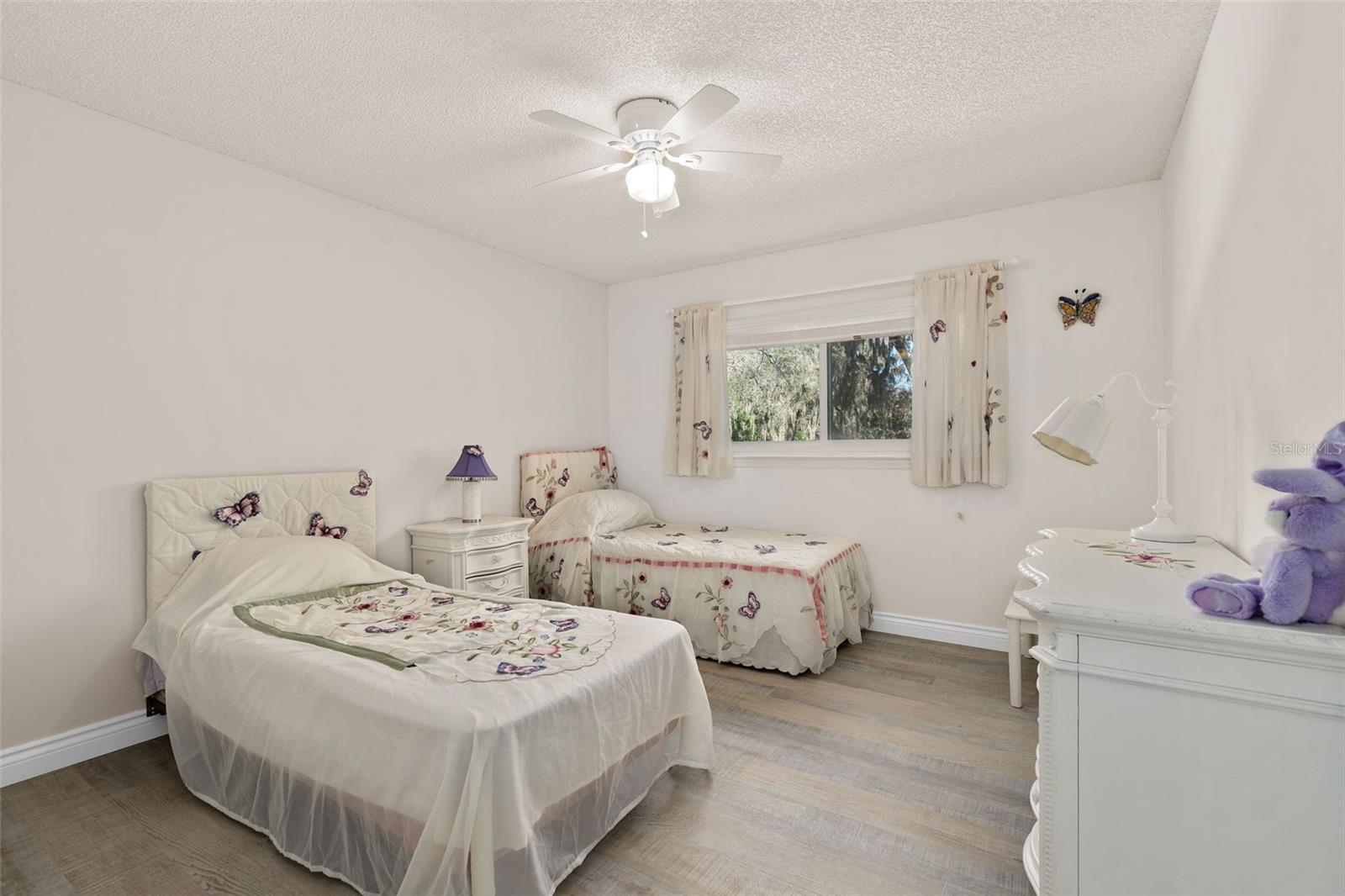 MEADOWLANDS 5 ACRE DEV - Residential