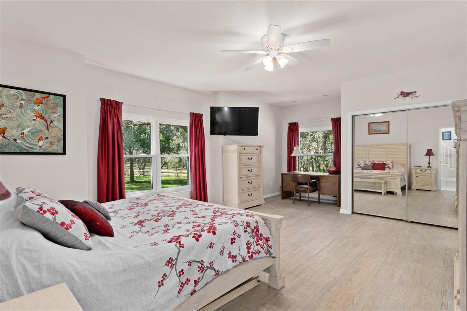 MEADOWLANDS 5 ACRE DEV - Residential