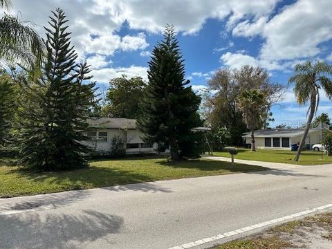 A home in SARASOTA