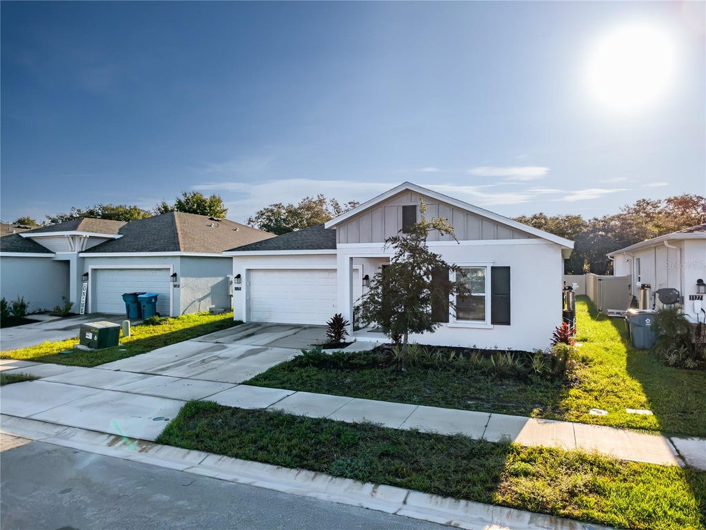 Photo of 1173 Deepwater Circle, Eagle Lake, FL 33839 (MLS # S5158212)