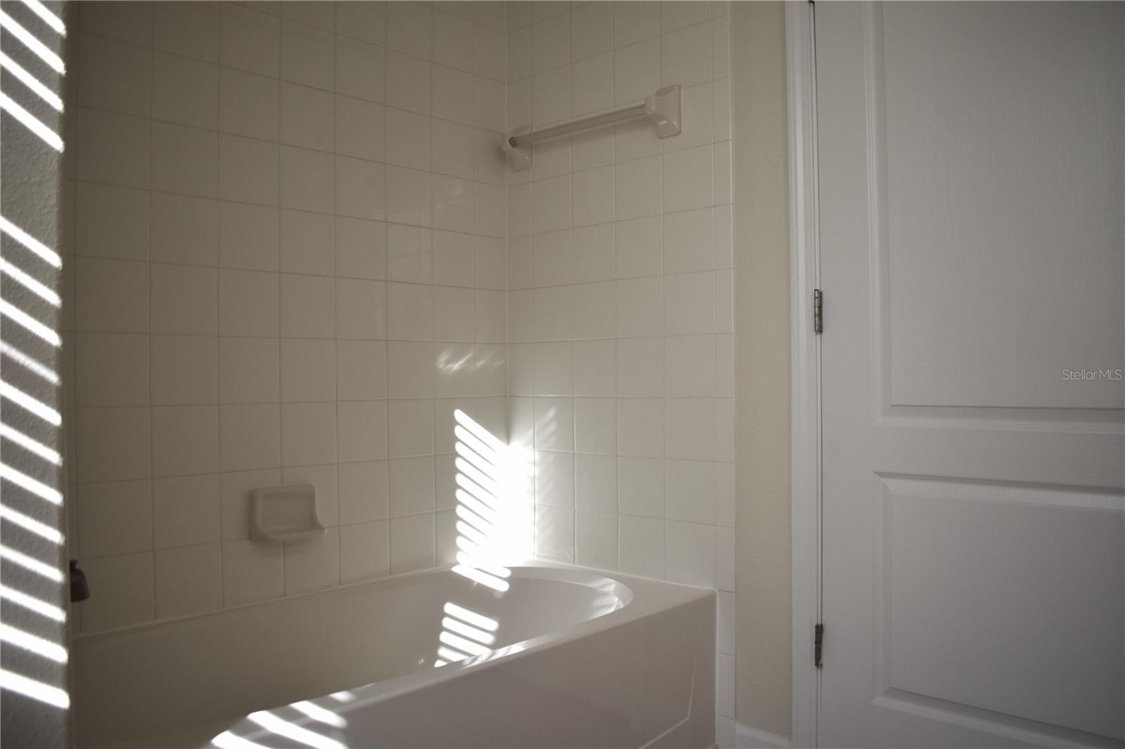 CLERMONT NOTTINGHAM AT LEGENDS - Residential Lease