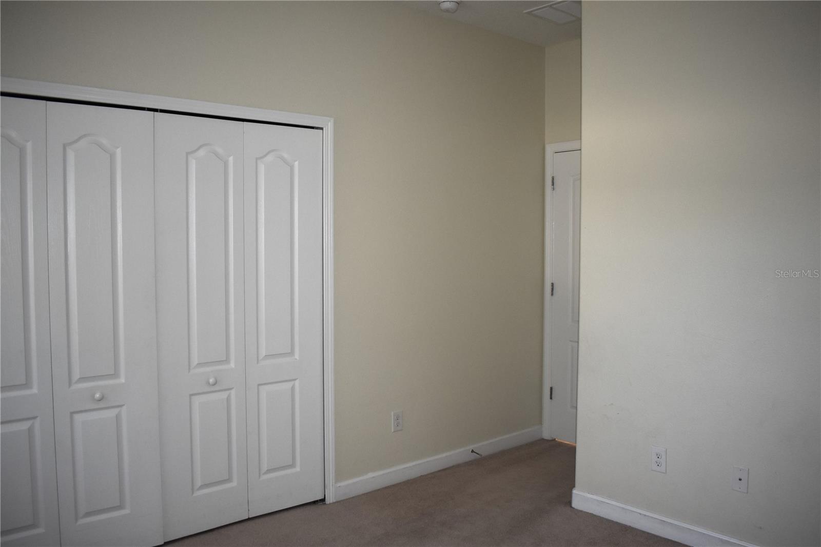 CLERMONT NOTTINGHAM AT LEGENDS - Residential Lease