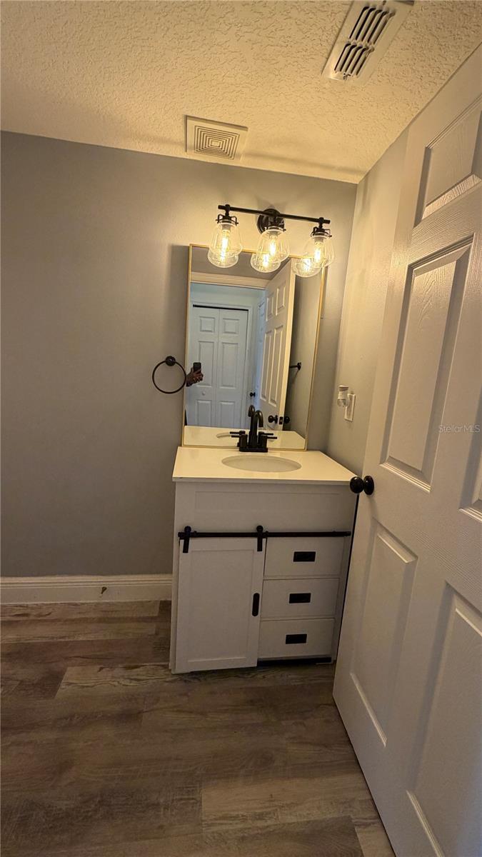 WENTWORTH - Residential Lease