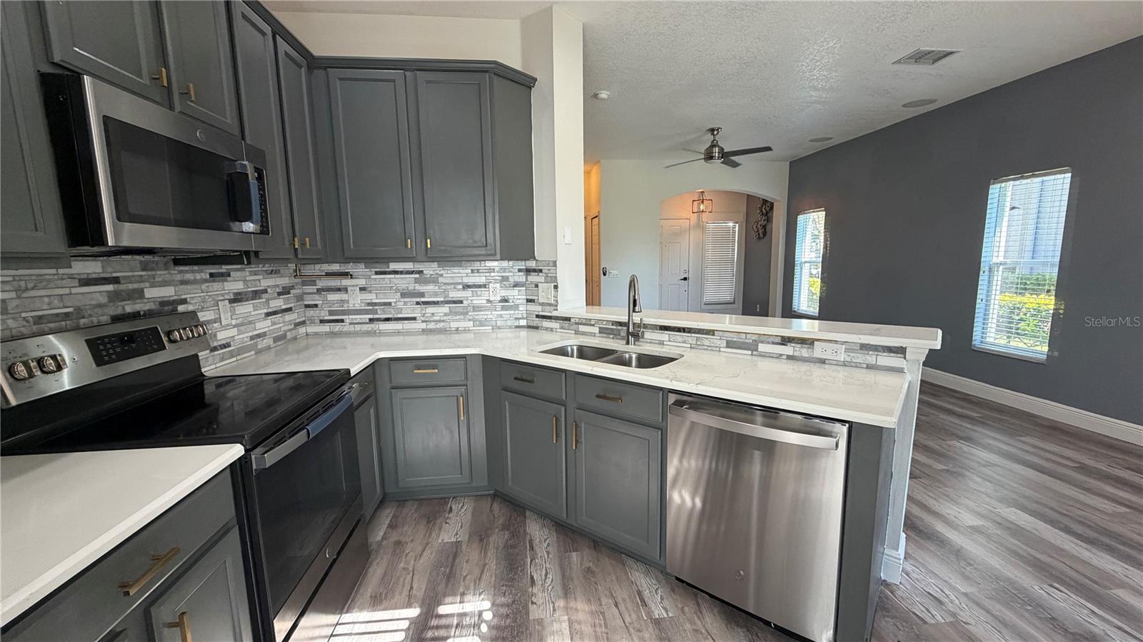 WENTWORTH - Residential Lease