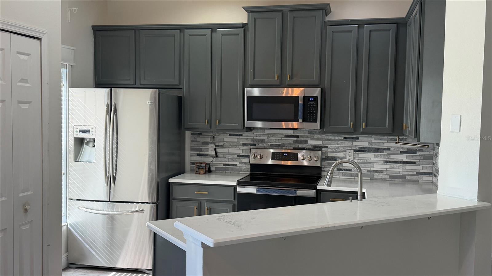 WENTWORTH - Residential Lease