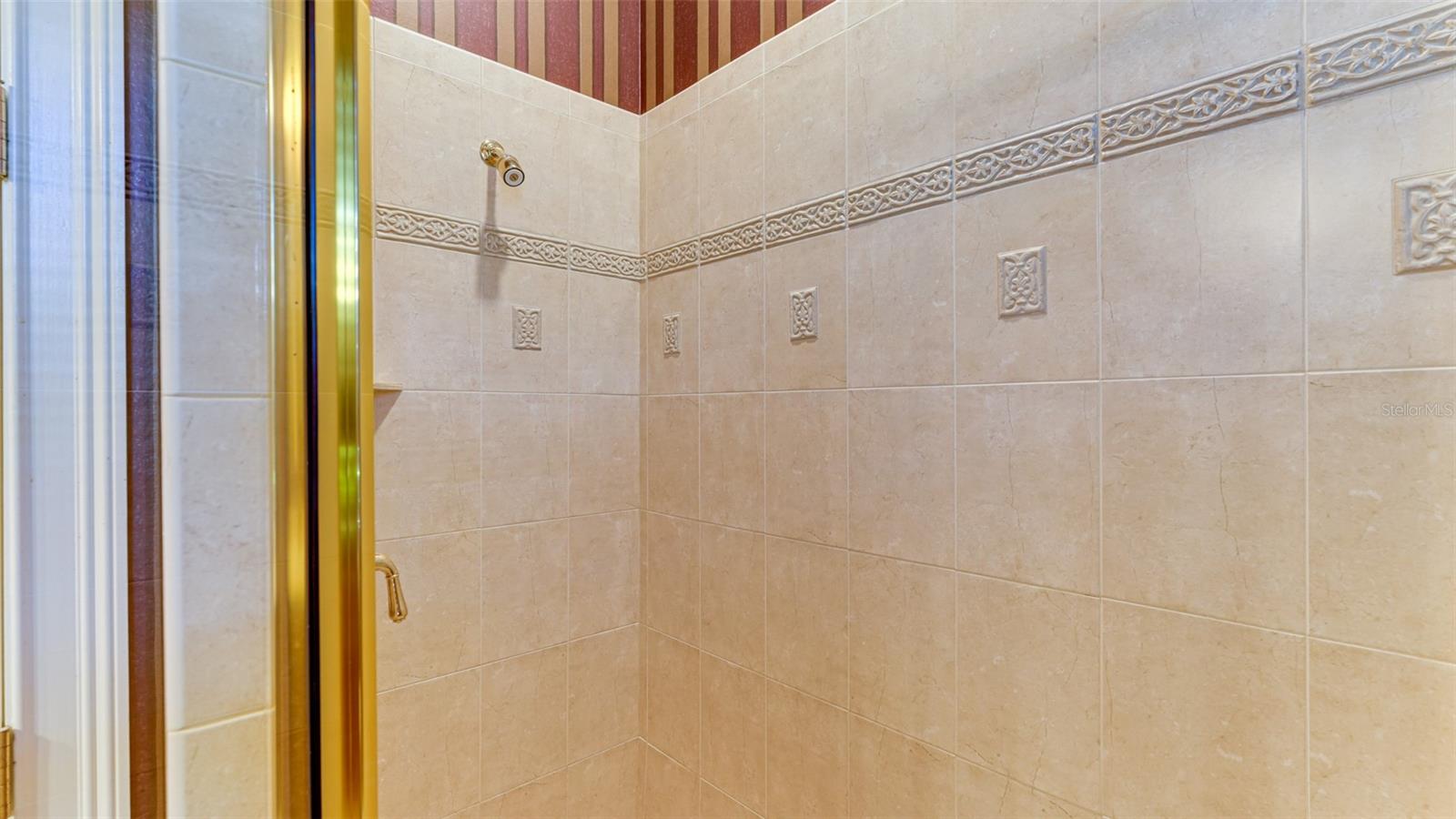 SILVER OAK, - Residential