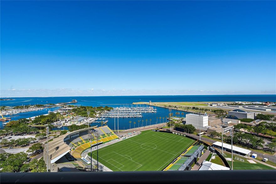 sold as is with no furnishings or personal items