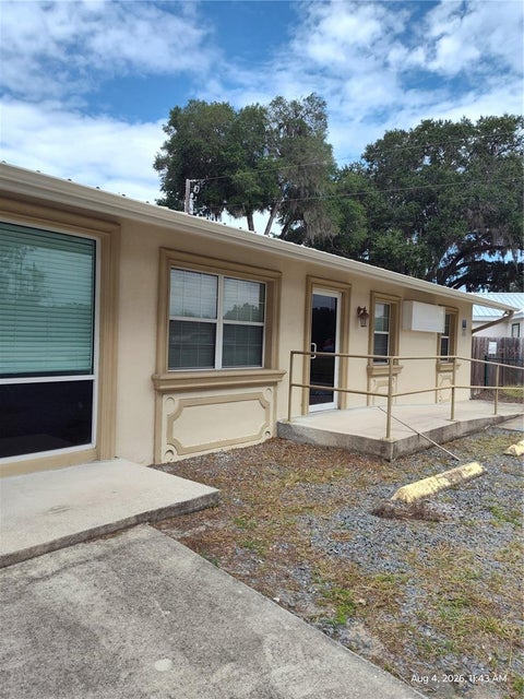 Tiny photo for 324 Hwy 441, Lady Lake, FL 32159 (MLS # OM730448)