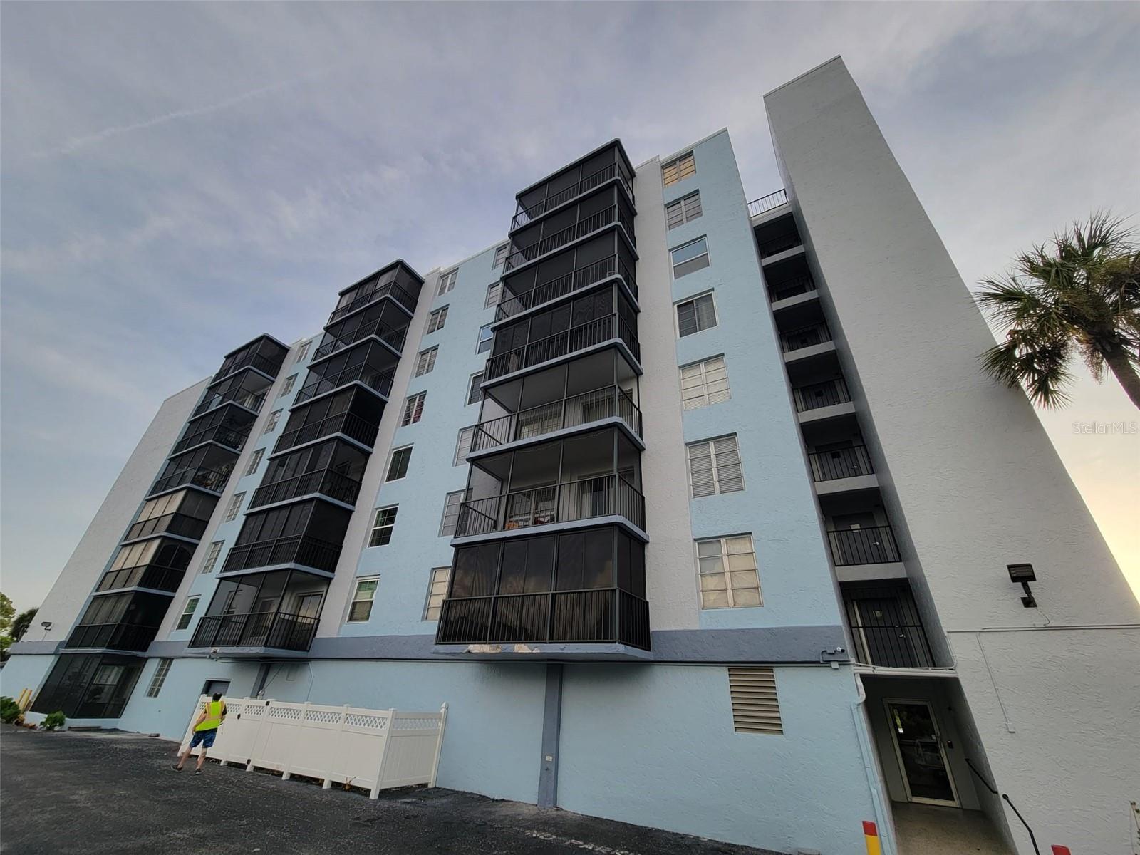 2901 26TH STREET W 601