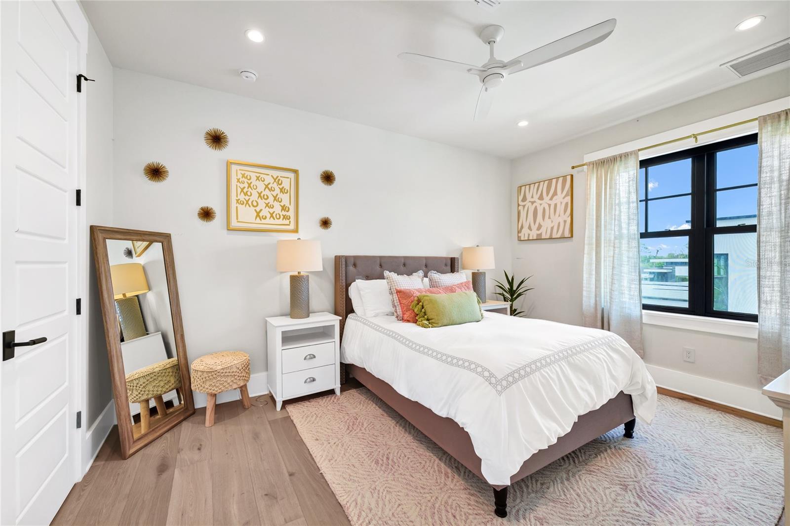 SAWYER SOUND - Residential