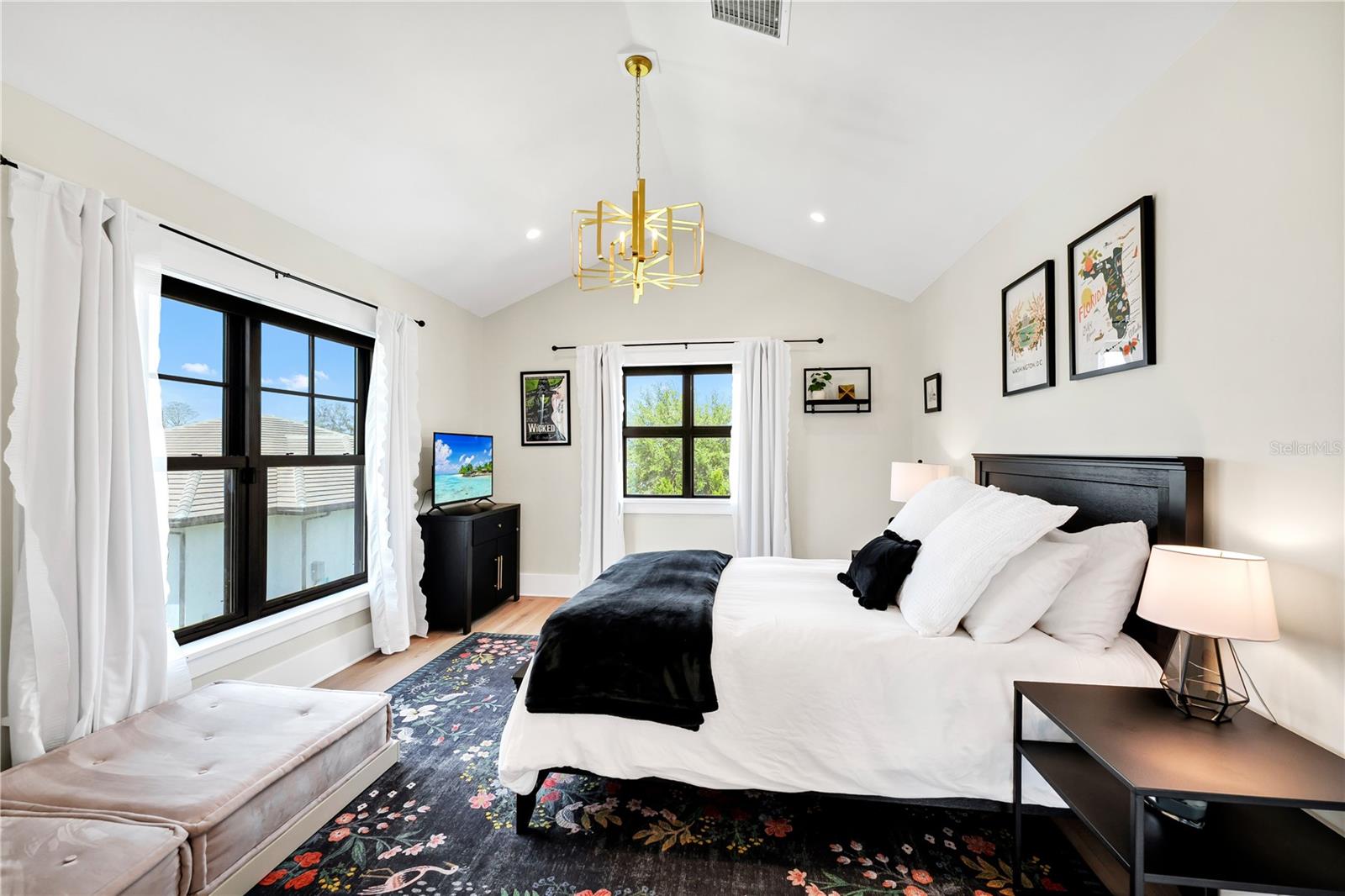 SAWYER SOUND - Residential