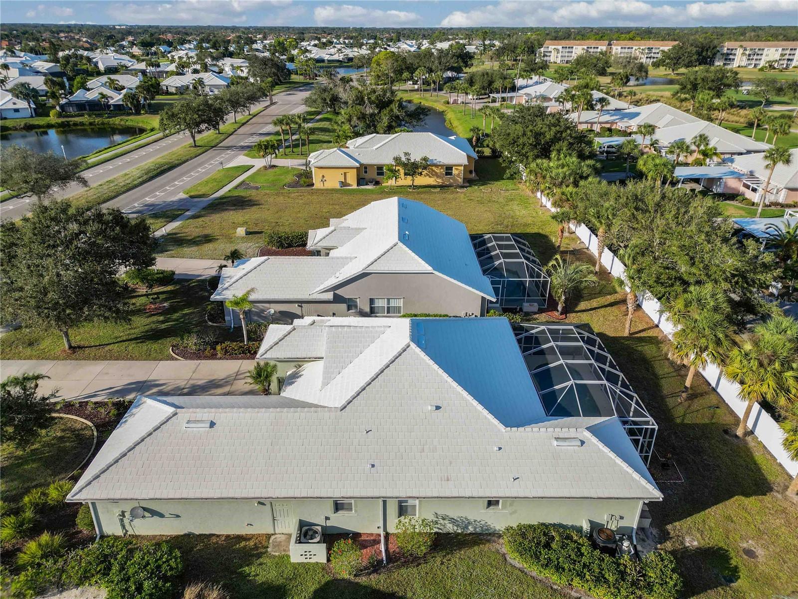 COURTYARDS AT PLANTATION - Residential