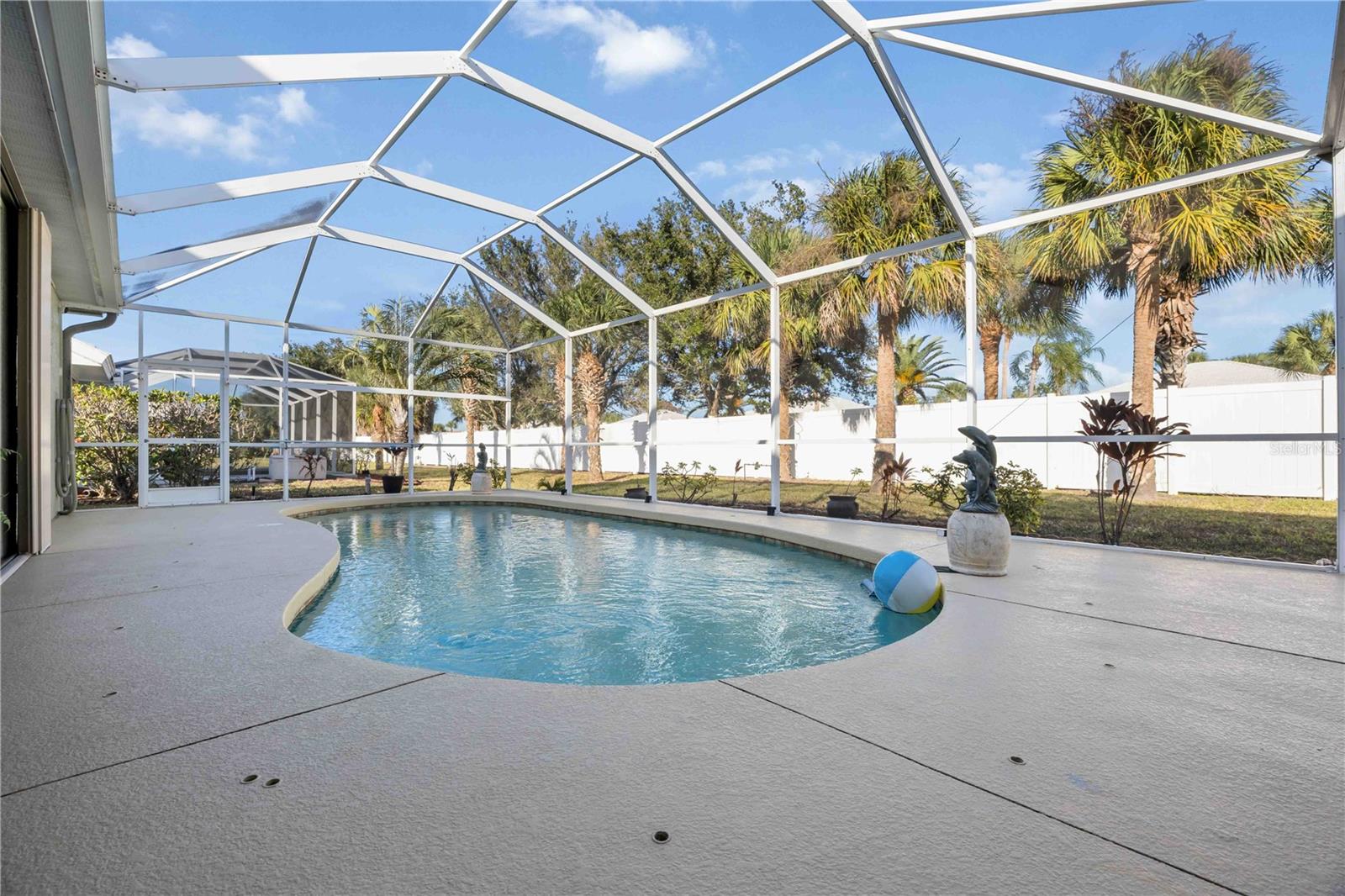 COURTYARDS AT PLANTATION - Residential