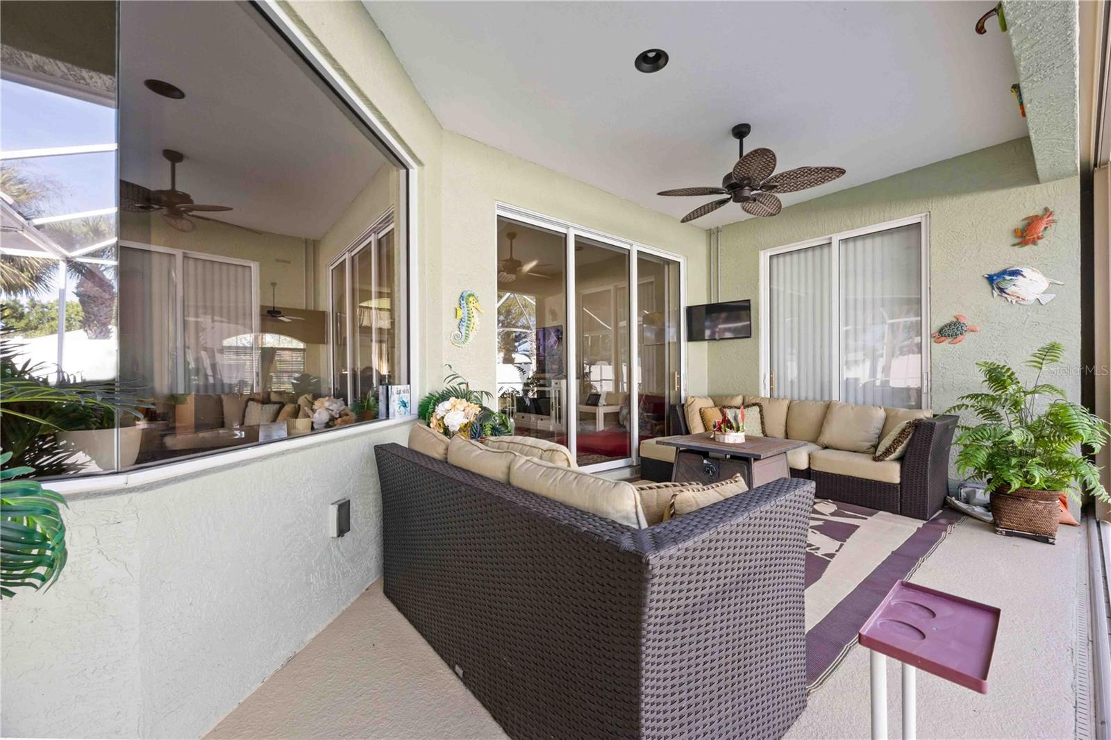 COURTYARDS AT PLANTATION - Residential