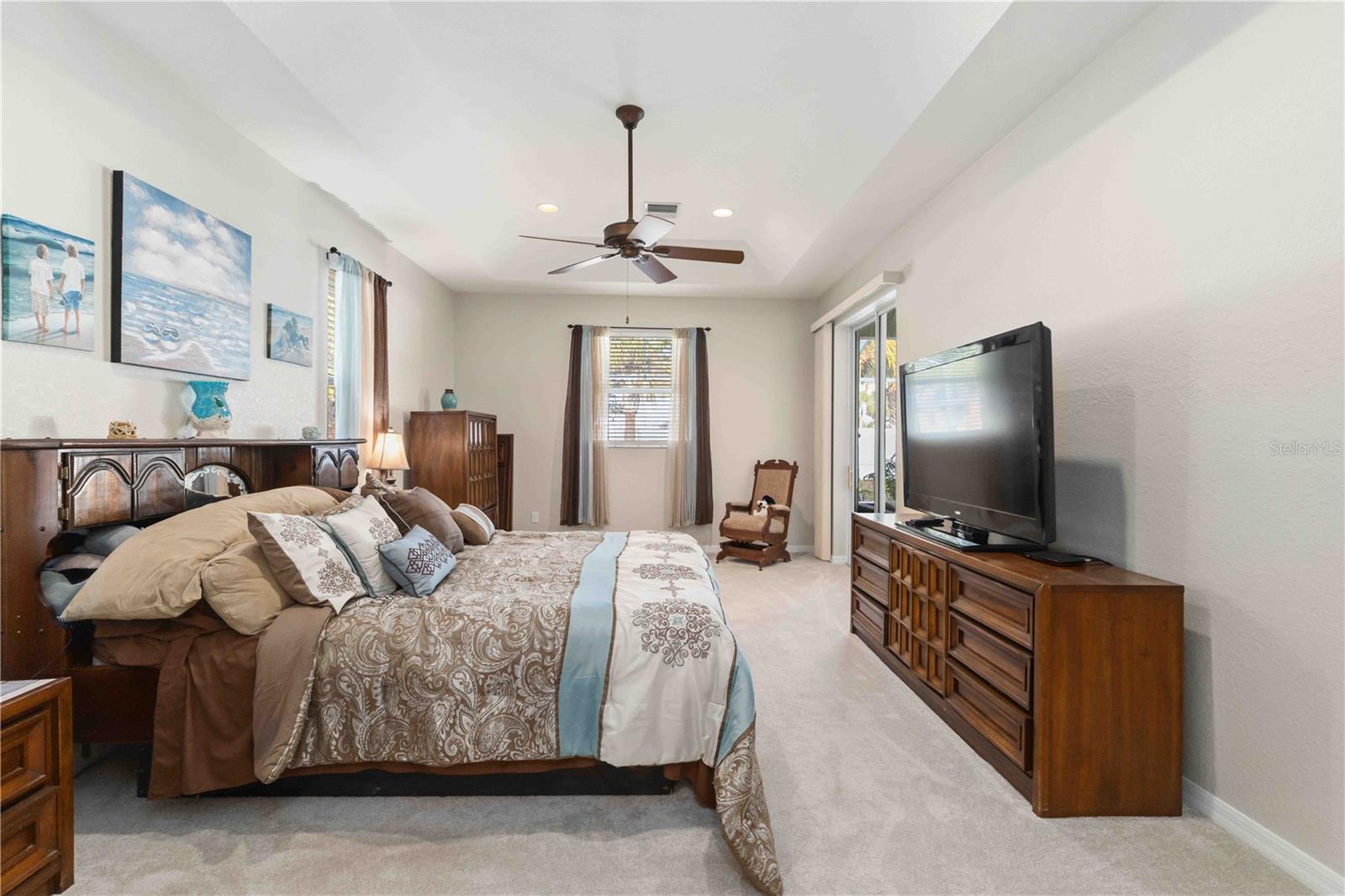 COURTYARDS AT PLANTATION - Residential