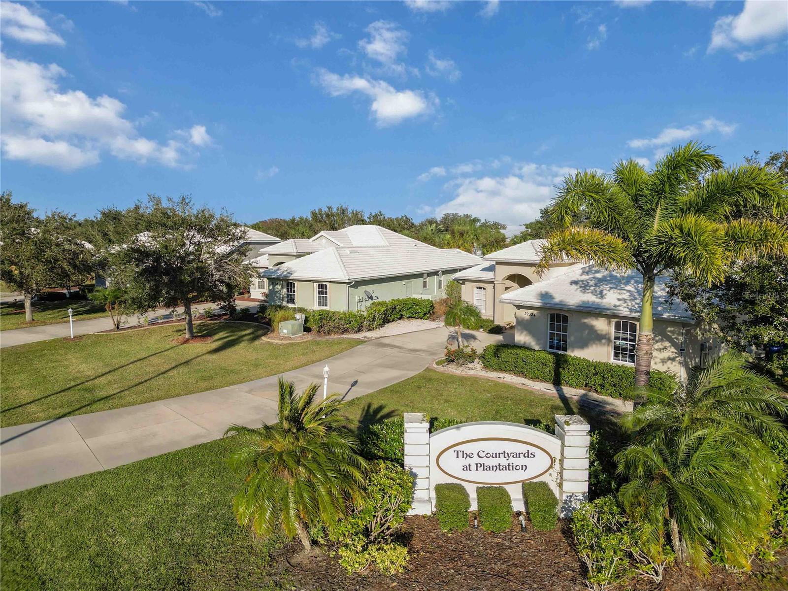 COURTYARDS AT PLANTATION - Residential