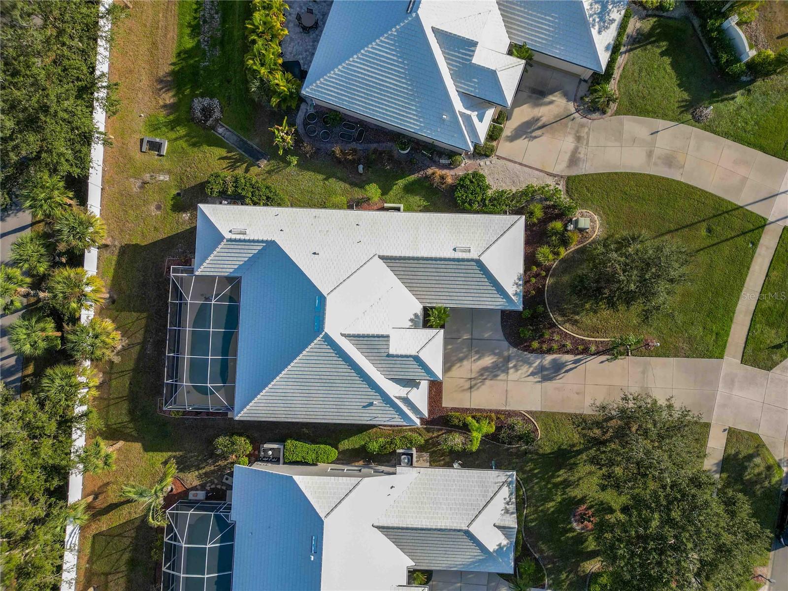 COURTYARDS AT PLANTATION - Residential