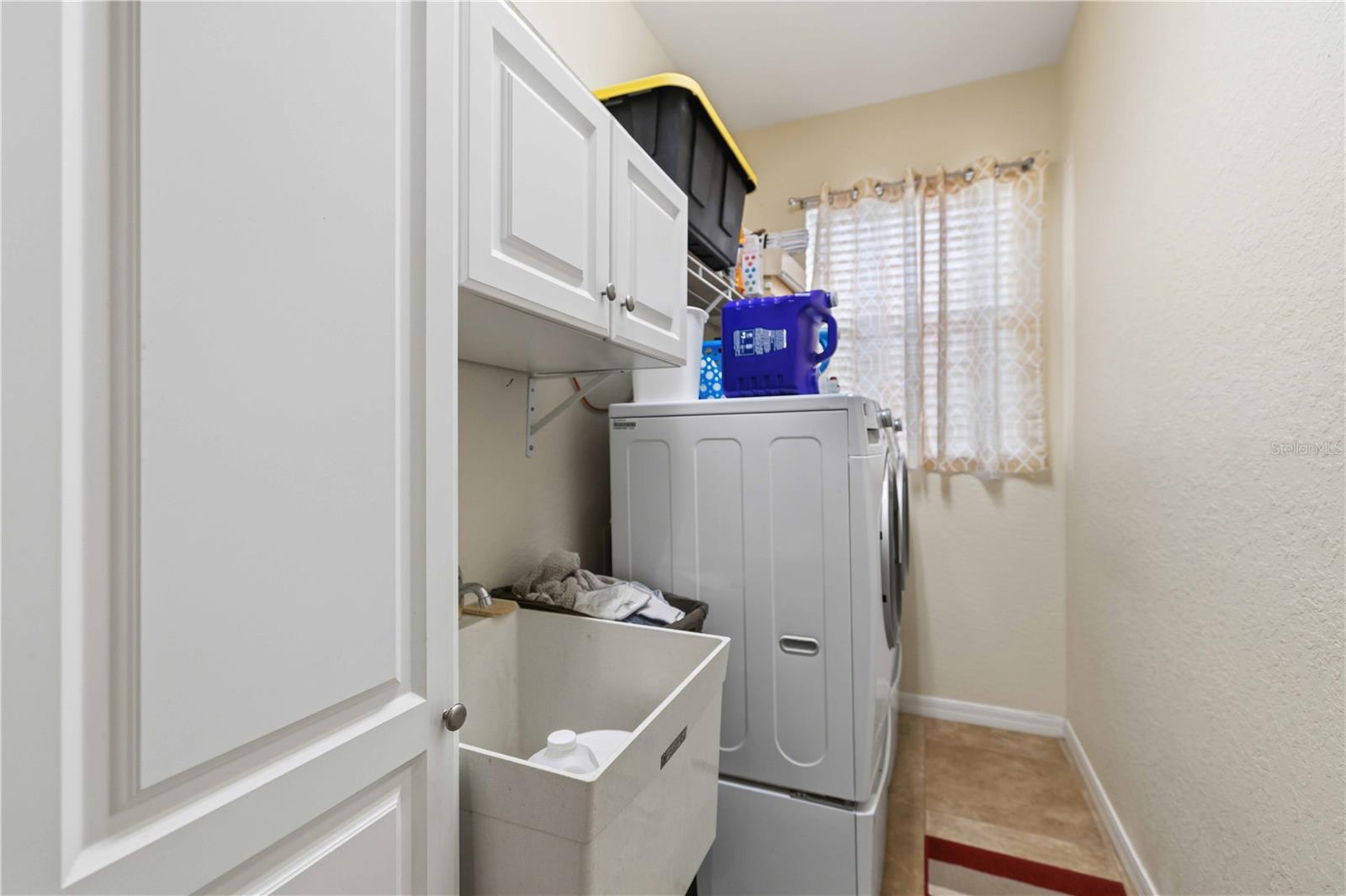 COURTYARDS AT PLANTATION - Residential