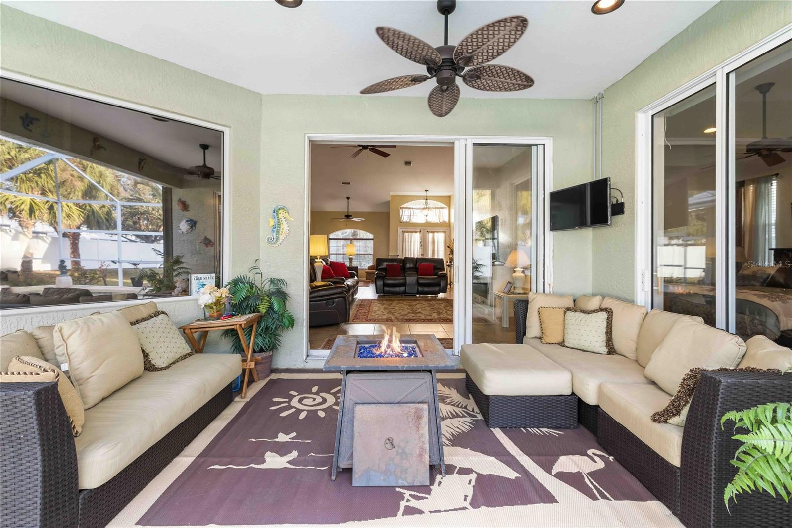 COURTYARDS AT PLANTATION - Residential