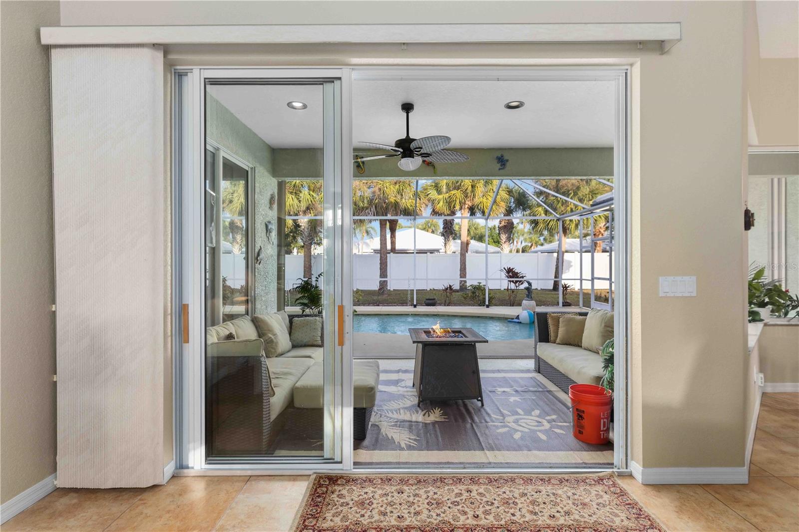 COURTYARDS AT PLANTATION - Residential