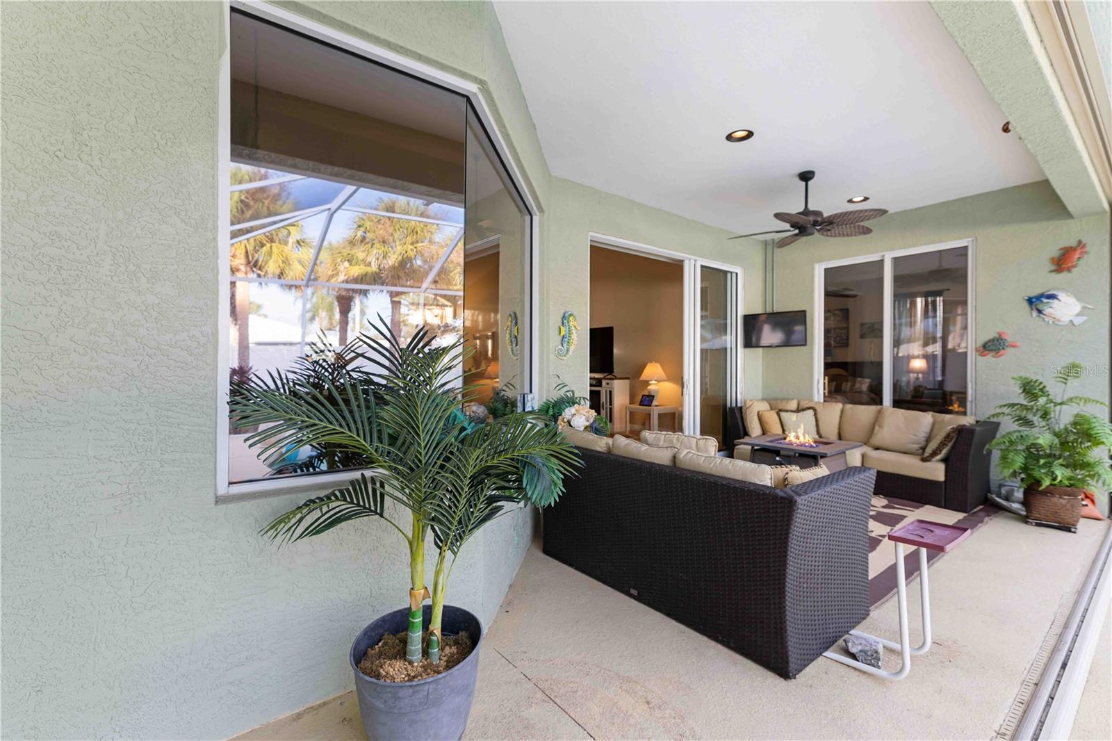 COURTYARDS AT PLANTATION - Residential