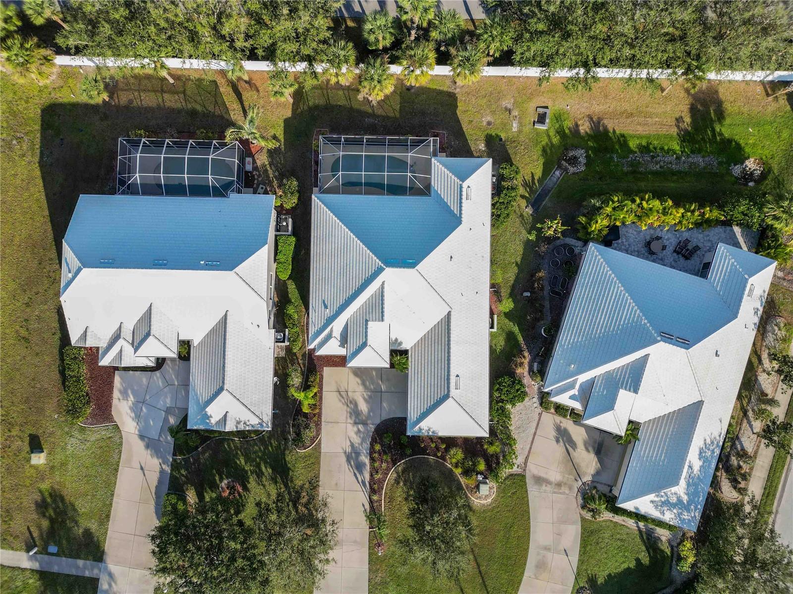 COURTYARDS AT PLANTATION - Residential